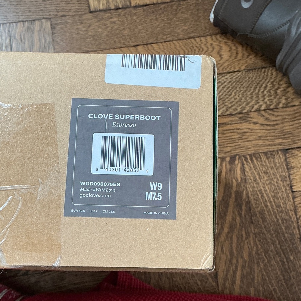 Clove Women’s Superboot in Espresso - Picture 2 of 4